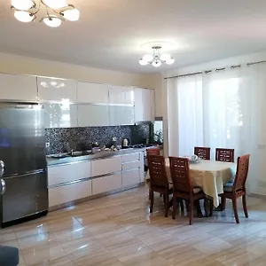 Center Apartment